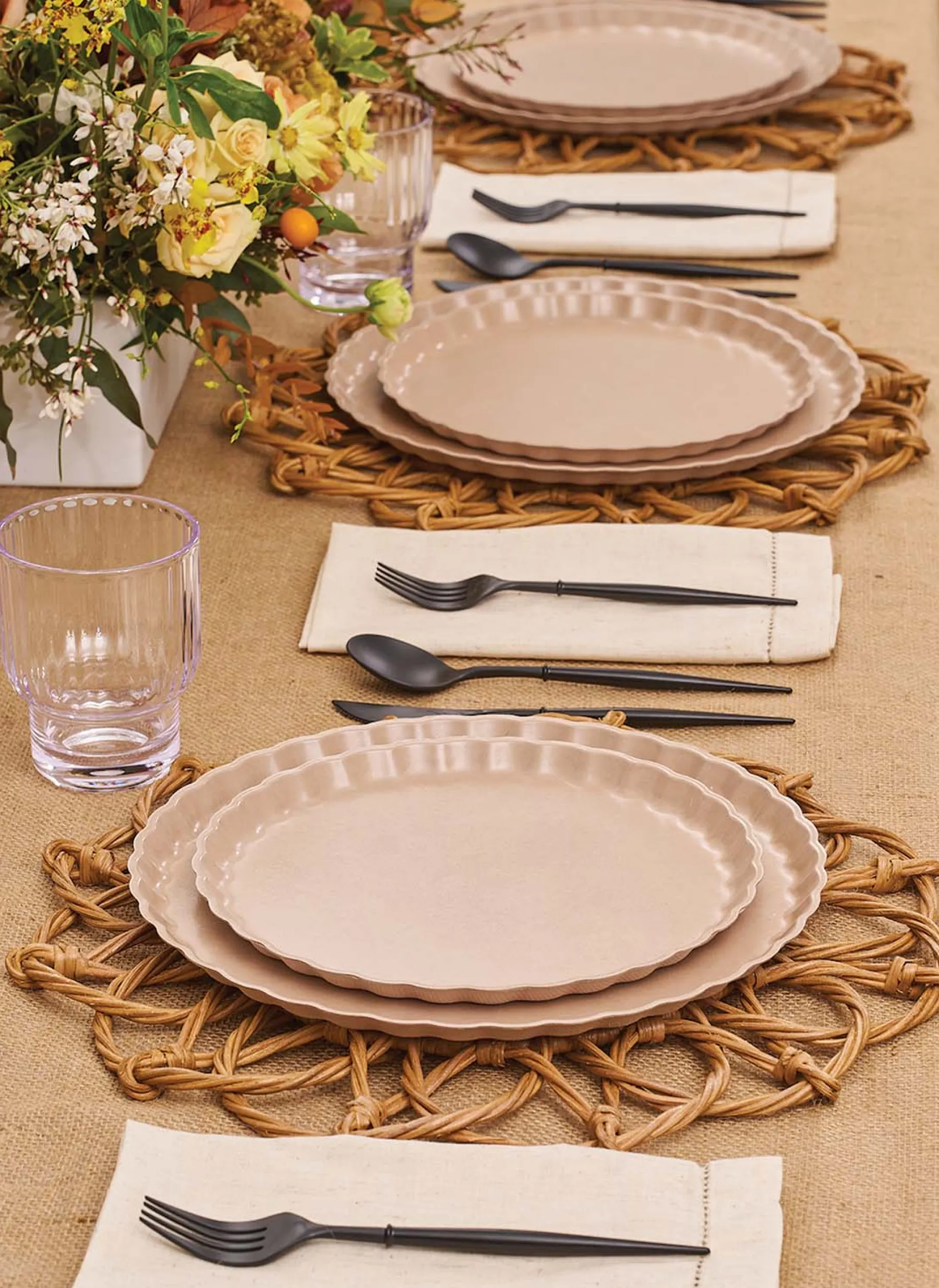 All Black Bella Assorted Plastic Cutlery/24pc, Service for 8-Sophistiplate Clearance