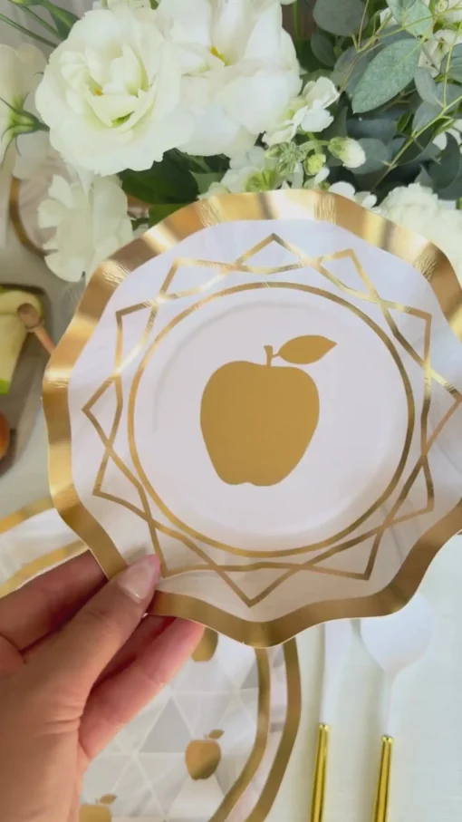 Golden Apple Table Setting-Sophistiplate Fashion