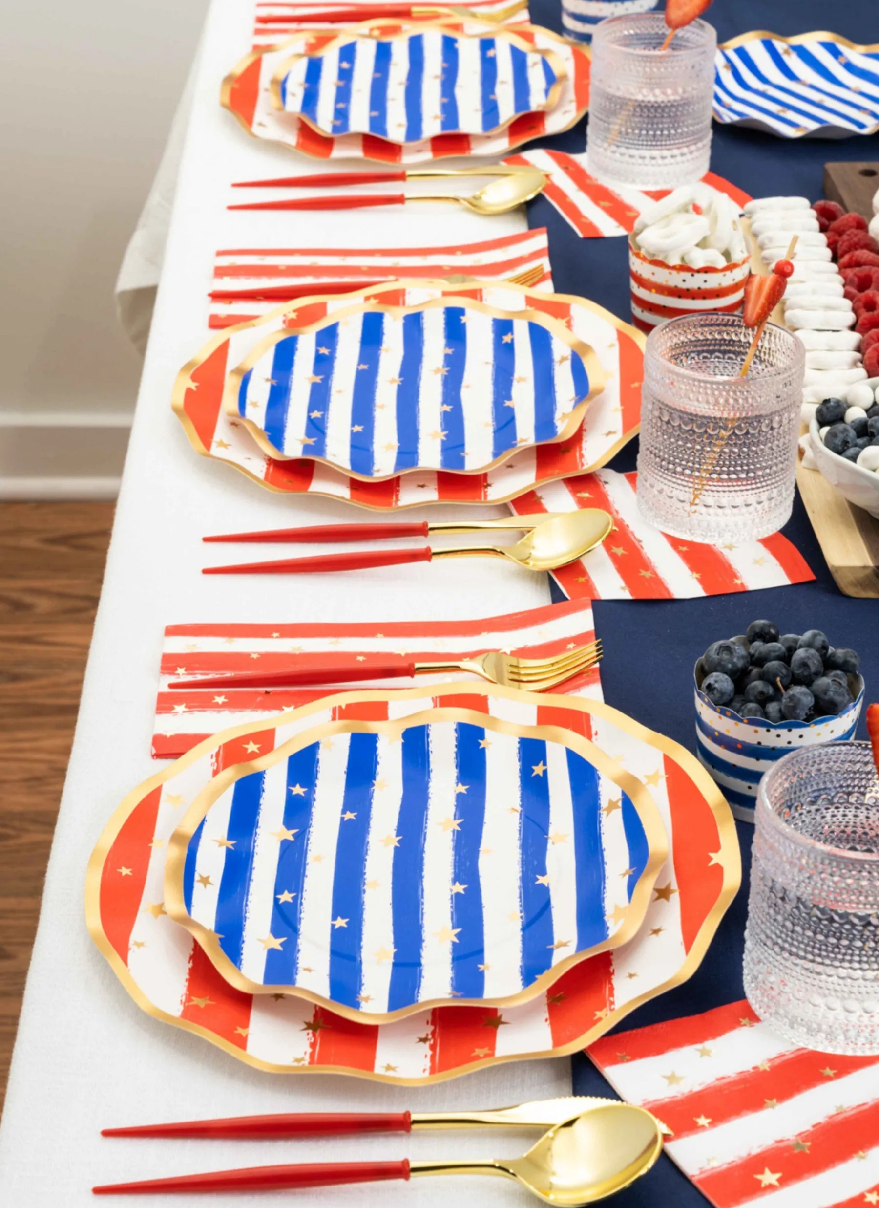 Patriotic Confetti Table Setting-Sophistiplate Discount