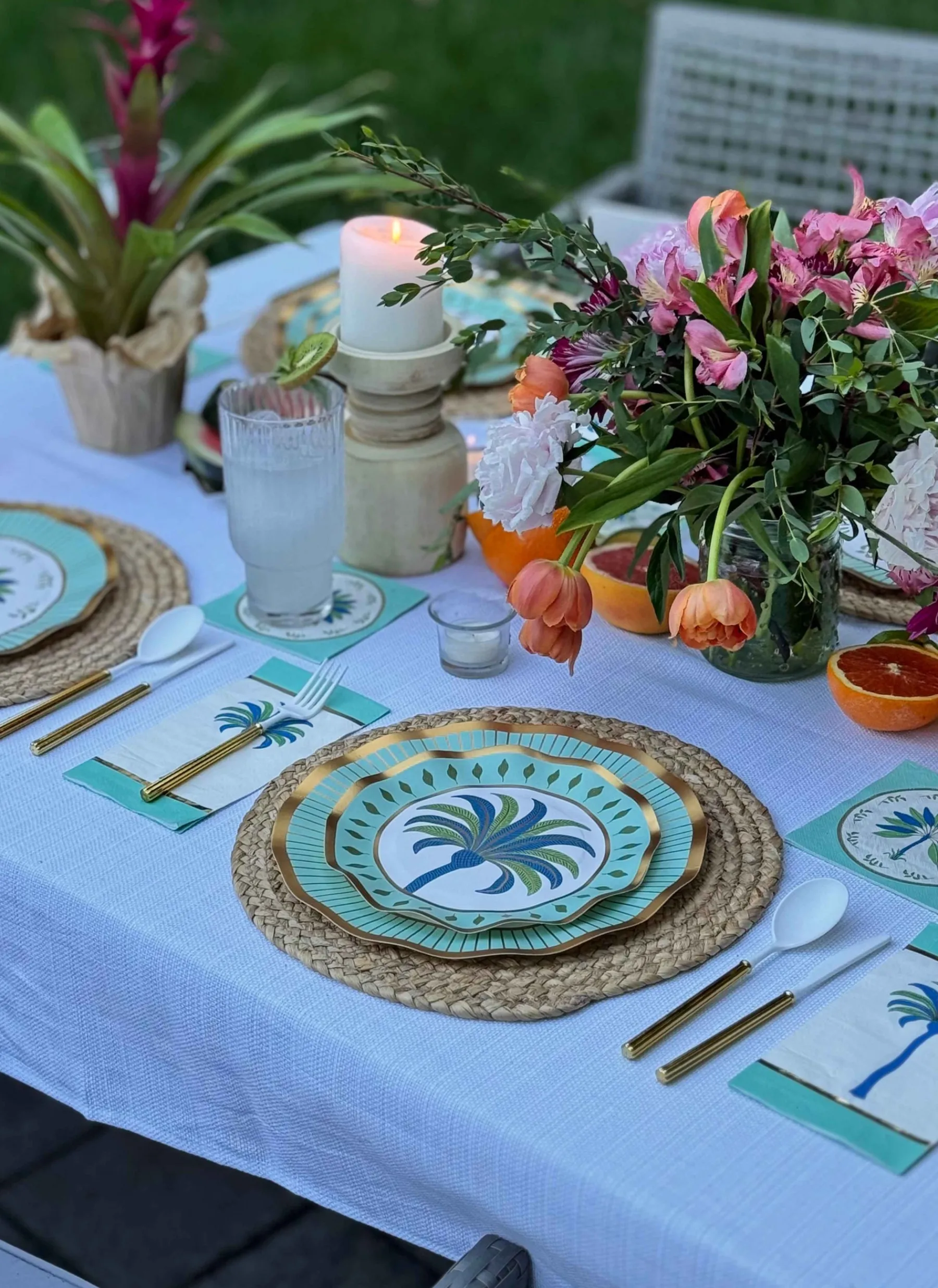 Preppy Palm Table Setting-Sophistiplate Fashion