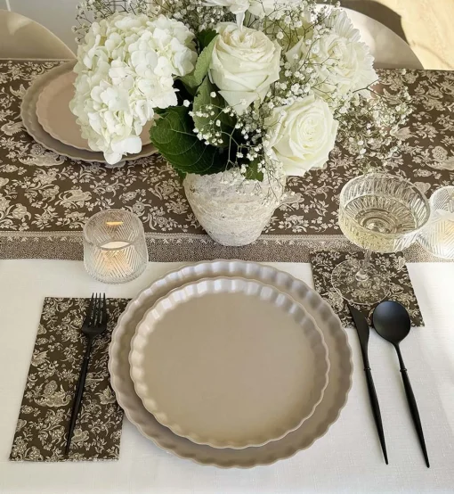 Royal Peacock Table Setting - Brown-Sophistiplate Online