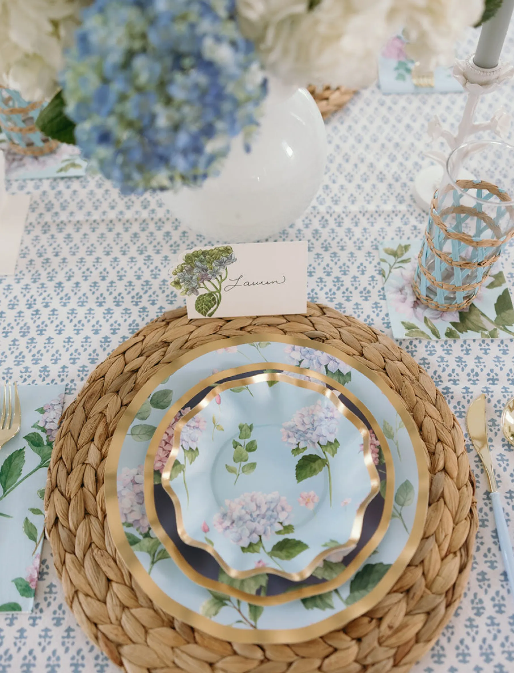The Ultimate Summer Tablescape: Hydrangea-Sophistiplate LLC Clearance
