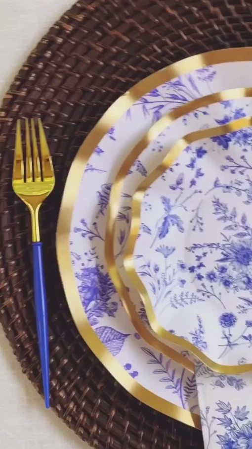 Timeless Table Setting-Sophistiplate Hot