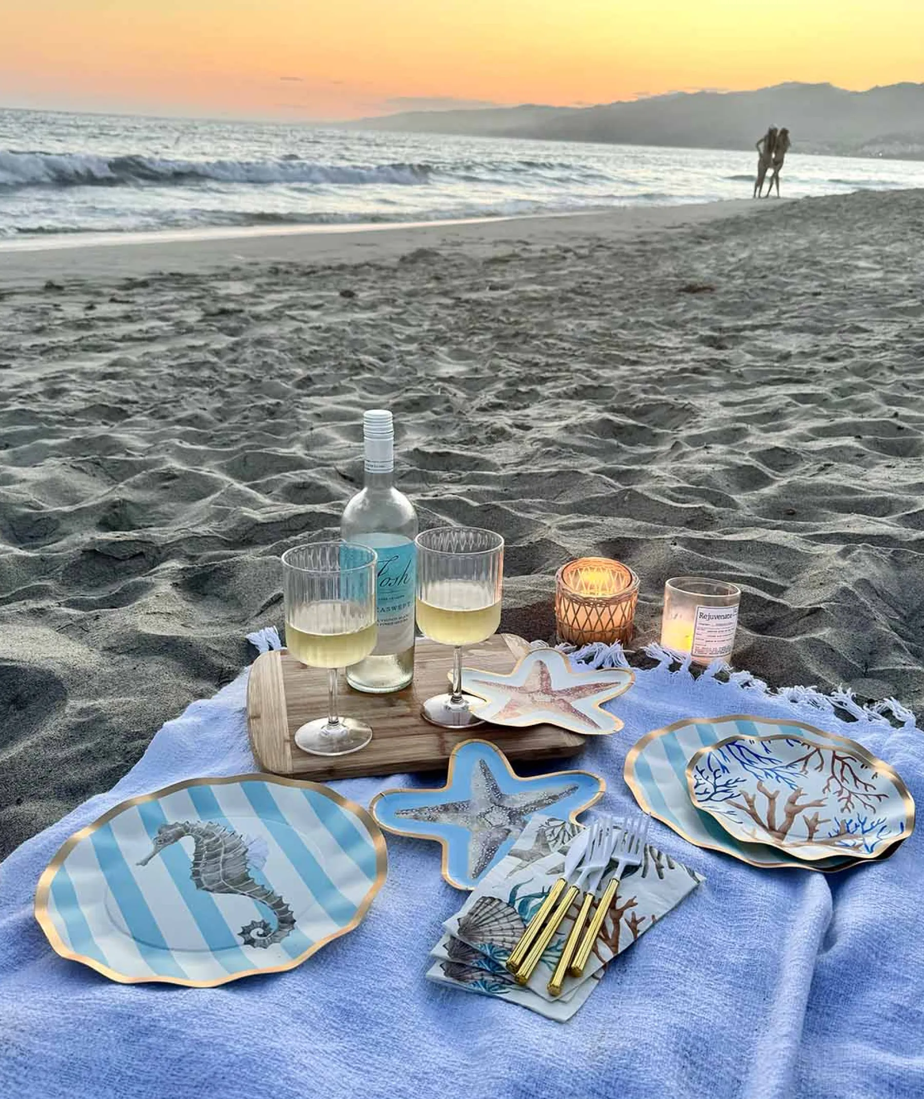 Wavy Dinner Plate La Mer - 8pkg-Sophistiplate Hot