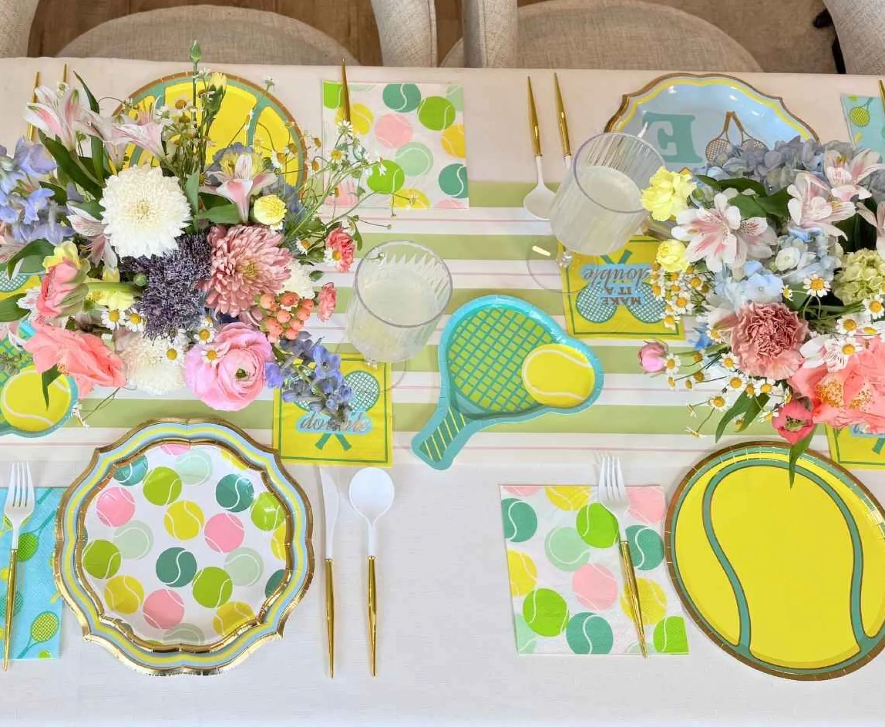 You've Been Served Table Setting-Sophistiplate Fashion